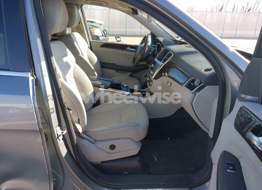 Photo 5 of 2015 Mercedes-benz Gl 450 4MATIC (VIN 4JGDF6EE2FA517662)