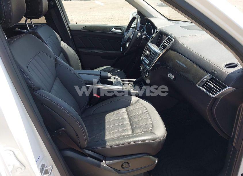 Photo 5 of 2015 Mercedes-benz Gl 450 4MATIC (VIN 4JGDF6EE2FA560706)