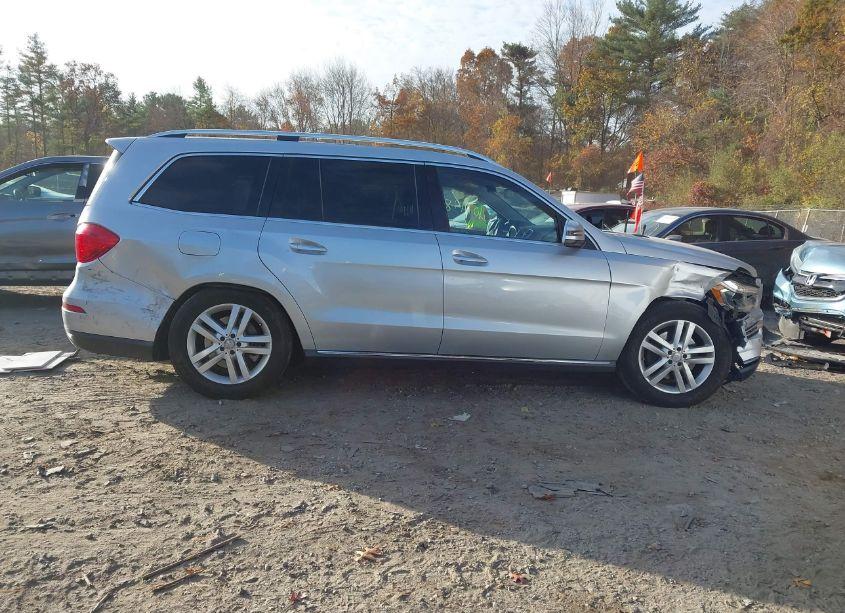 Photo 13 of 2016 Mercedes-benz Gl 450 4MATIC (VIN 4JGDF6EE2GA638614)