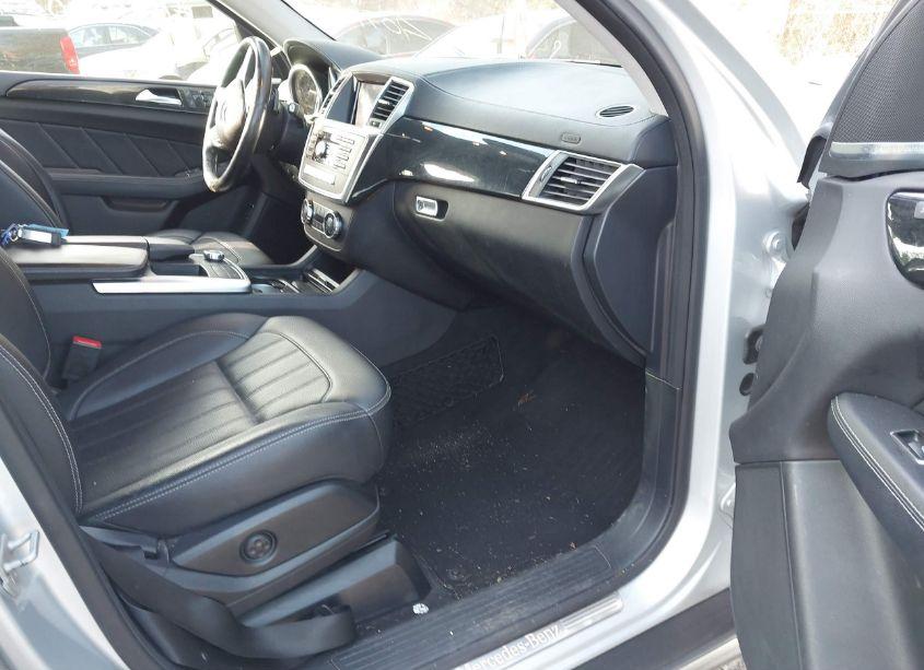 Photo 5 of 2016 Mercedes-benz Gl 450 4MATIC (VIN 4JGDF6EE2GA638614)