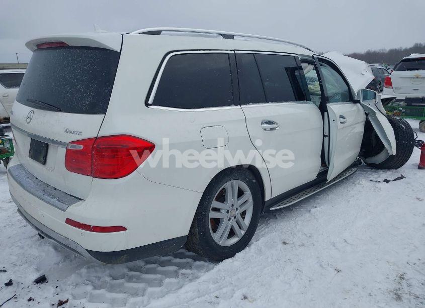 Photo 4 of 2016 Mercedes-benz Gl 450 4MATIC (VIN 4JGDF6EE2GA644705)