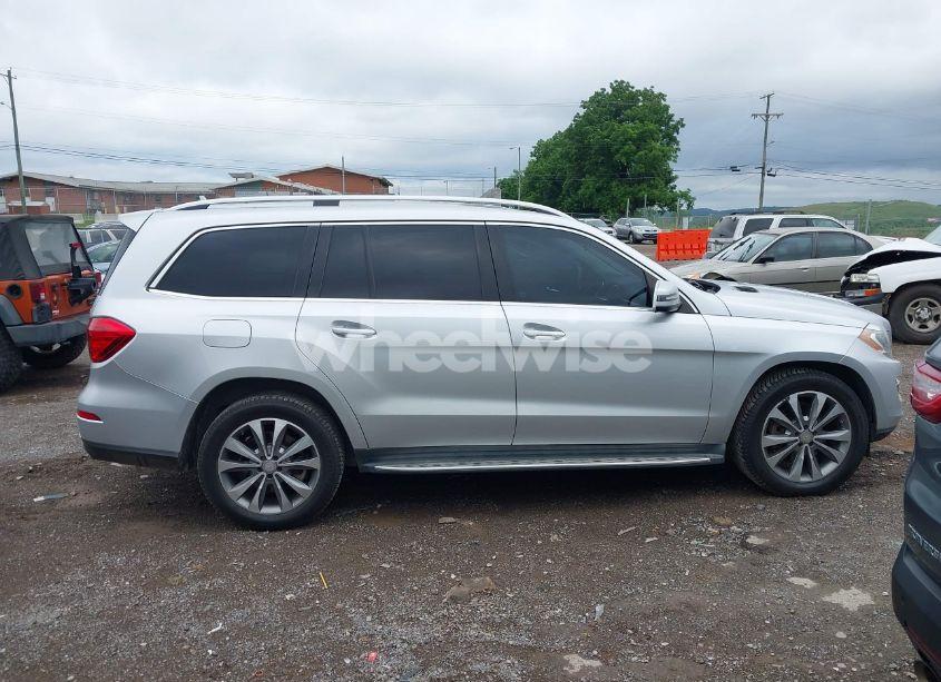 Photo 13 of 2016 Mercedes-benz Gl 450 4MATIC (VIN 4JGDF6EE2GA697193)