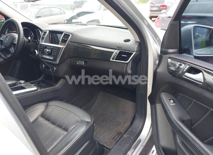 Photo 5 of 2016 Mercedes-benz Gl 450 4MATIC (VIN 4JGDF6EE2GA697193)
