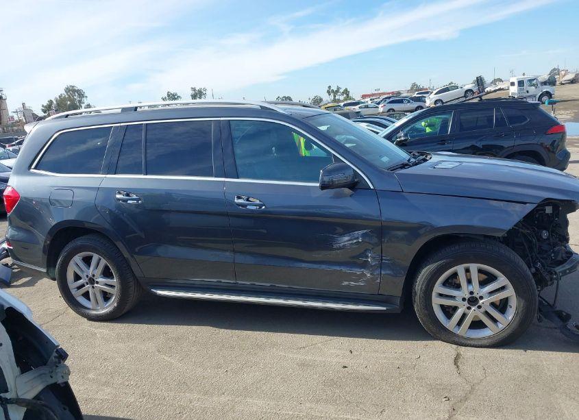 Photo 14 of 2016 Mercedes-benz Gl 450 4MATIC (VIN 4JGDF6EE2GA697470)