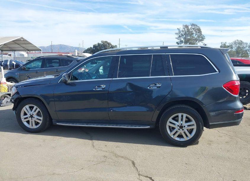 Photo 15 of 2016 Mercedes-benz Gl 450 4MATIC (VIN 4JGDF6EE2GA697470)