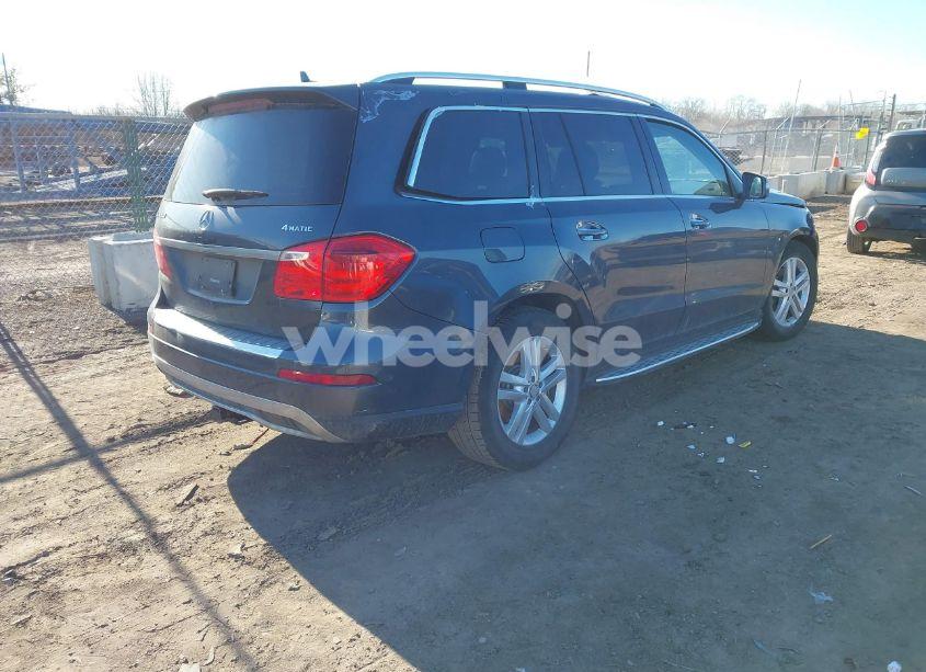 Photo 4 of 2016 Mercedes-benz Gl 450 4MATIC (VIN 4JGDF6EE3GA645328)