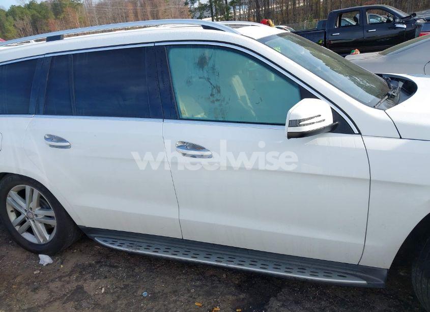 Photo 13 of 2016 Mercedes-benz Gl 450 4MATIC (VIN 4JGDF6EE3GA693573)