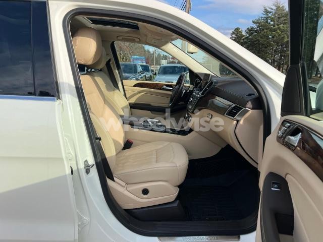 Photo 2 of 2018 MERCEDES-BENZ GLS 450 4MATIC N/A (VIN 4JGDF6EE4JB074112)