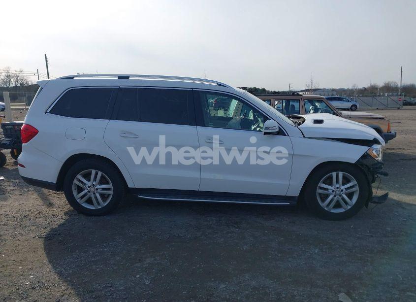 Photo 13 of 2015 Mercedes-benz Gl 450 4MATIC (VIN 4JGDF6EE5FA508809)