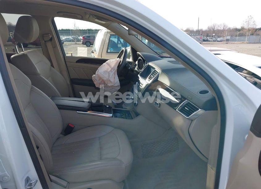 Photo 5 of 2015 Mercedes-benz Gl 450 4MATIC (VIN 4JGDF6EE5FA508809)