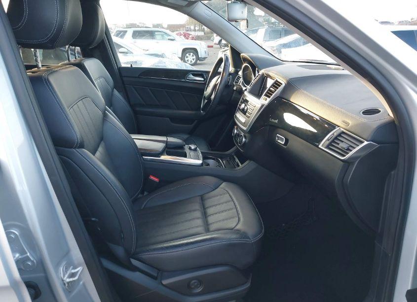 Photo 5 of 2016 Mercedes-benz Gl 450 4MATIC (VIN 4JGDF6EE5GA647243)