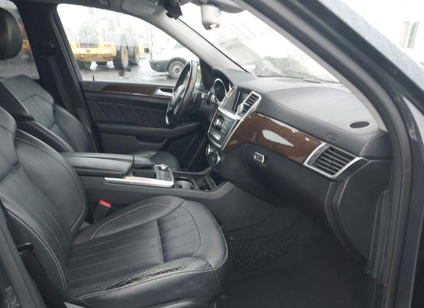 Photo 5 of 2015 Mercedes-benz Gl 450 4MATIC (VIN 4JGDF6EE6FA477179)