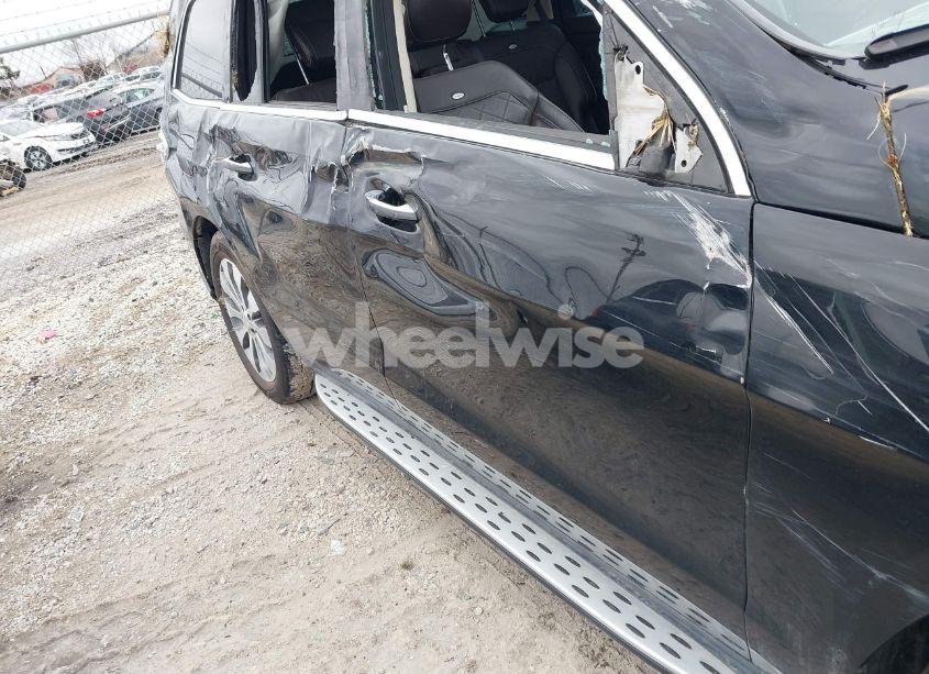 Photo 13 of 2017 Mercedes-benz Gls 450 4MATIC (VIN 4JGDF6EE7HA780376)