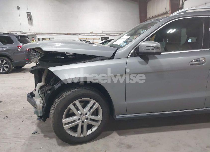 Photo 17 of 2015 Mercedes-benz Gl 450 4MATIC (VIN 4JGDF6EE8FA553615)