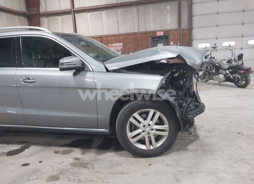 Photo 18 of 2015 Mercedes-benz Gl 450 4MATIC (VIN 4JGDF6EE8FA553615)