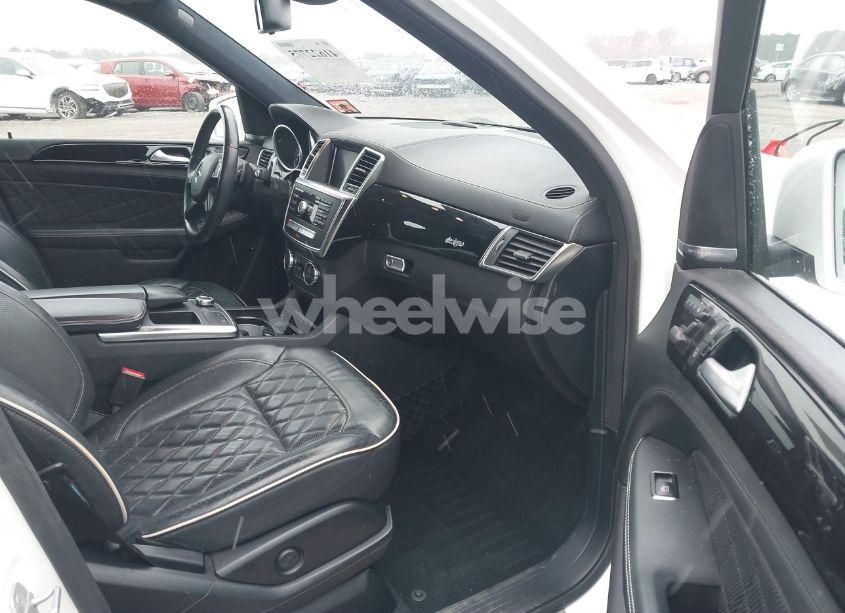 Photo 5 of 2015 Mercedes-benz Gl 450 4MATIC (VIN 4JGDF6EE9FA552392)