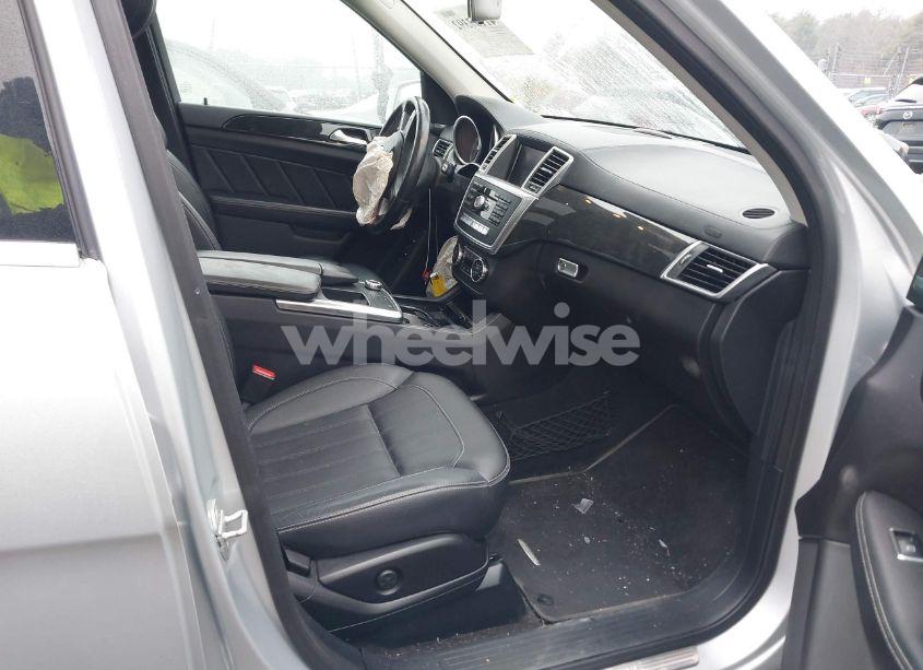 Photo 5 of 2016 Mercedes-benz Gl 450 4MATIC (VIN 4JGDF6EEXGA700504)