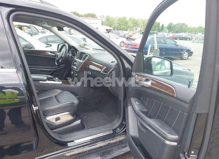 Photo 5 of 2013 Mercedes-benz Gl 450 4MATIC (VIN 4JGDF7CE0DA224753)