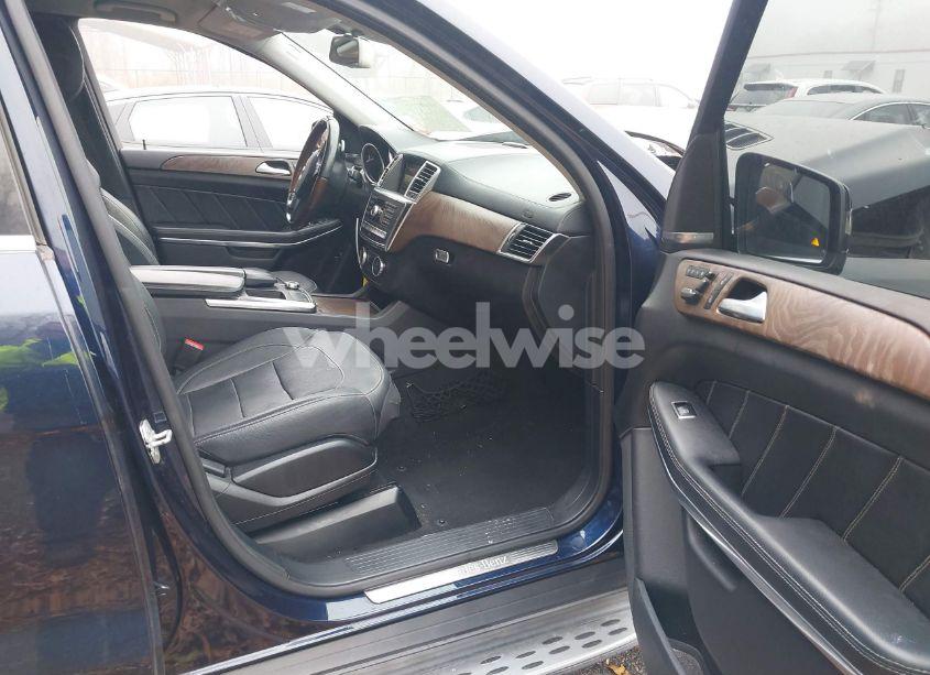 Photo 5 of 2014 Mercedes-benz Gl 450 4MATIC (VIN 4JGDF7CE2EA393772)