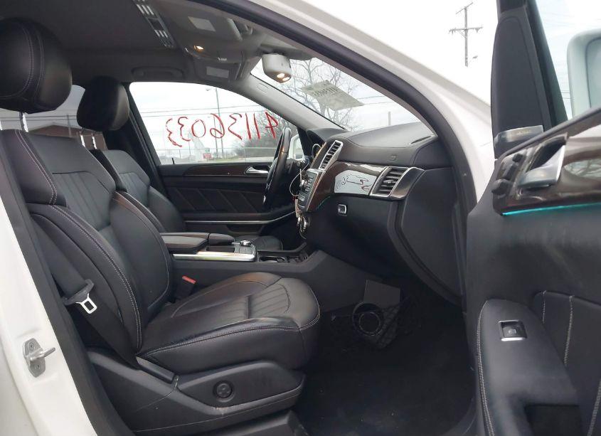 Photo 5 of 2014 Mercedes-benz Gl 450 4MATIC (VIN 4JGDF7CE4EA422124)