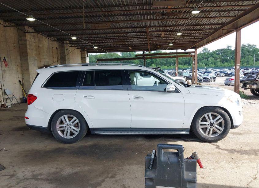 Photo 13 of 2014 Mercedes-benz Gl 450 4MATIC (VIN 4JGDF7CE5EA436615)