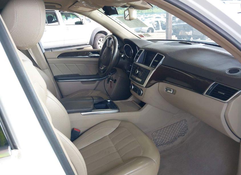 Photo 5 of 2014 Mercedes-benz Gl 450 4MATIC (VIN 4JGDF7CE5EA436615)