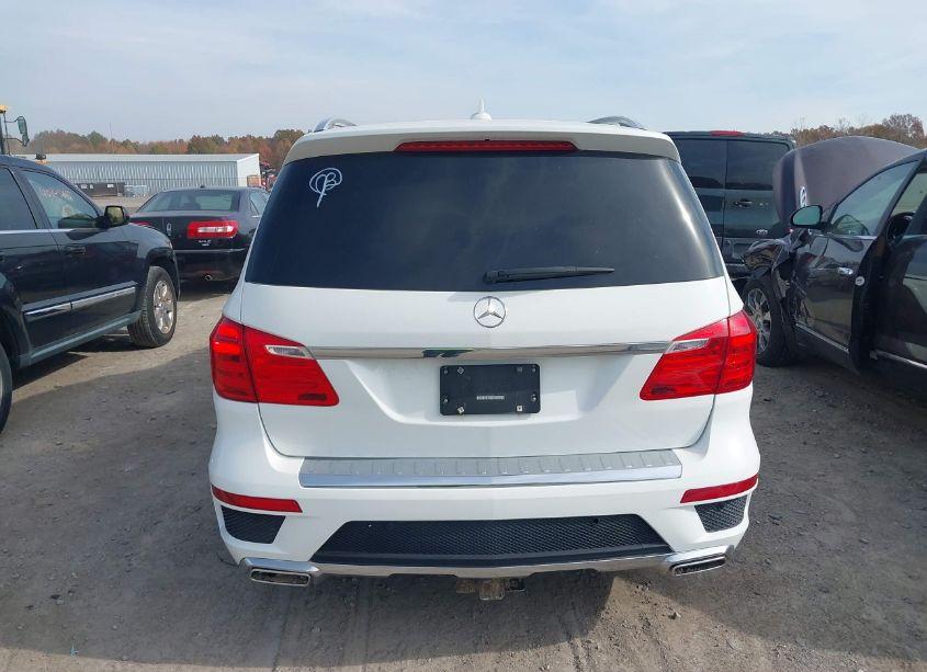 Photo 16 of 2016 Mercedes-benz Gl 550 4MATIC (VIN 4JGDF7DE1GA658229)