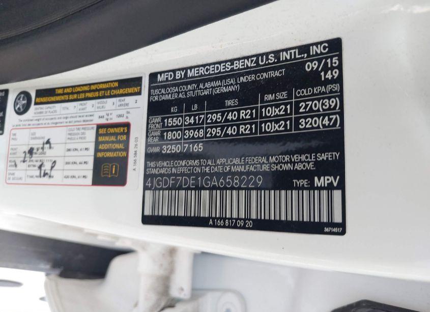 Photo 9 of 2016 Mercedes-benz Gl 550 4MATIC (VIN 4JGDF7DE1GA658229)