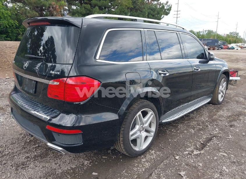 Photo 4 of 2016 Mercedes-benz Gl 550 4MATIC (VIN 4JGDF7DE1GA658697)