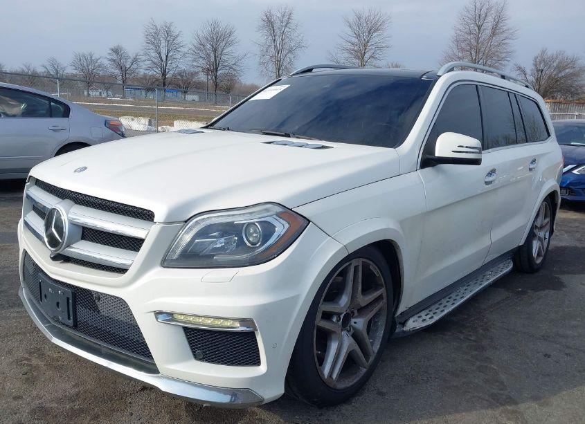 Photo 2 of 2013 Mercedes-benz Gl 550 4MATIC (VIN 4JGDF7DE2DA227443)