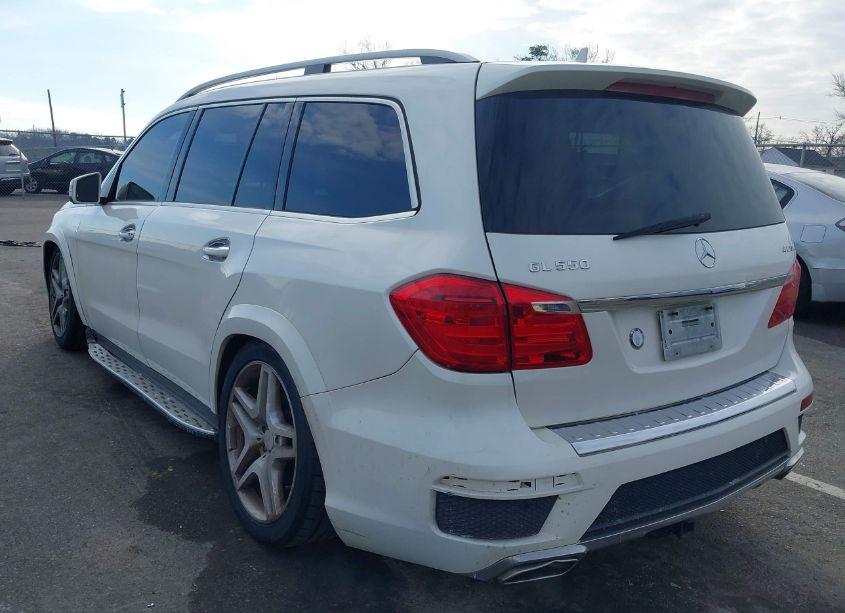 Photo 3 of 2013 Mercedes-benz Gl 550 4MATIC (VIN 4JGDF7DE2DA227443)