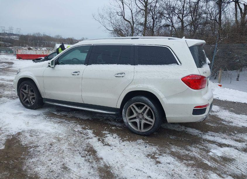 Photo 3 of 2014 Mercedes-benz Gl 550 4MATIC (VIN 4JGDF7DE2EA394046)