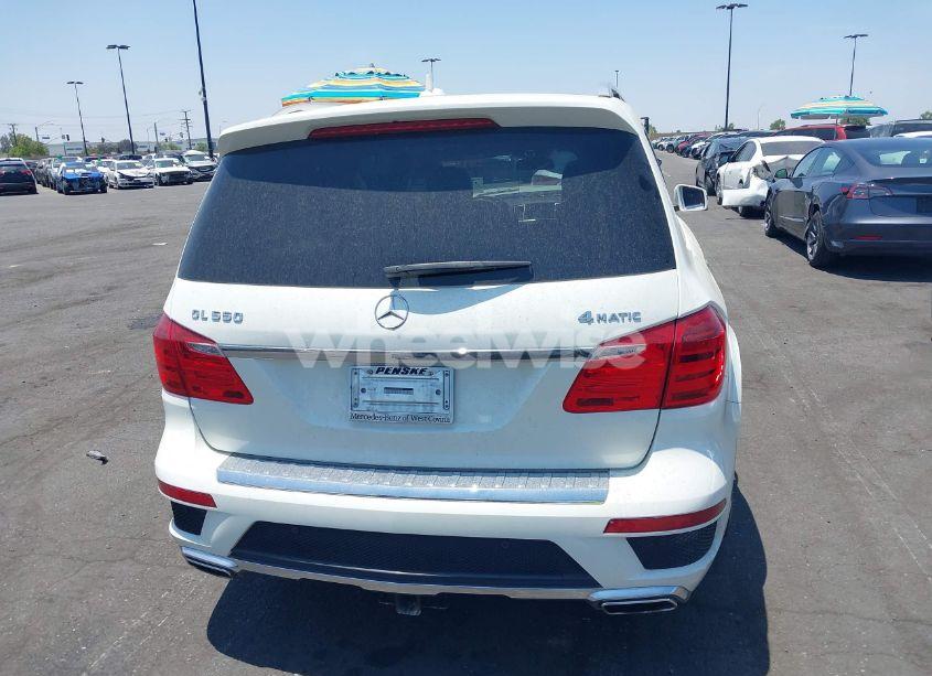 Photo 16 of 2015 Mercedes-benz Gl 550 4MATIC (VIN 4JGDF7DE2FA468258)