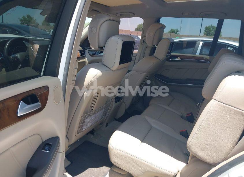 Photo 8 of 2015 Mercedes-benz Gl 550 4MATIC (VIN 4JGDF7DE2FA468258)