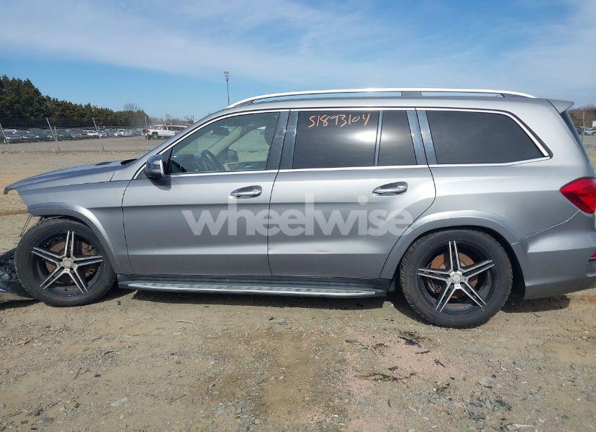Photo 15 of 2015 Mercedes-benz Gl 550 4MATIC (VIN 4JGDF7DE2FA488946)