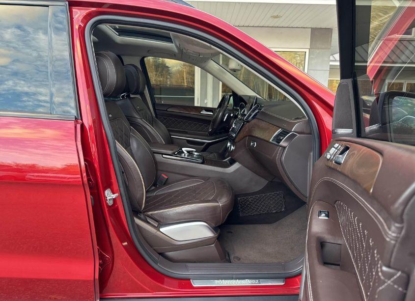 Photo 5 of 2017 Mercedes-benz Gls 550 4MATIC (VIN 4JGDF7DE2HA905744)