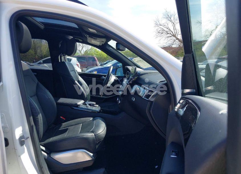 Photo 5 of 2019 Mercedes-benz Gls 550 4MATIC (VIN 4JGDF7DE2KB238949)