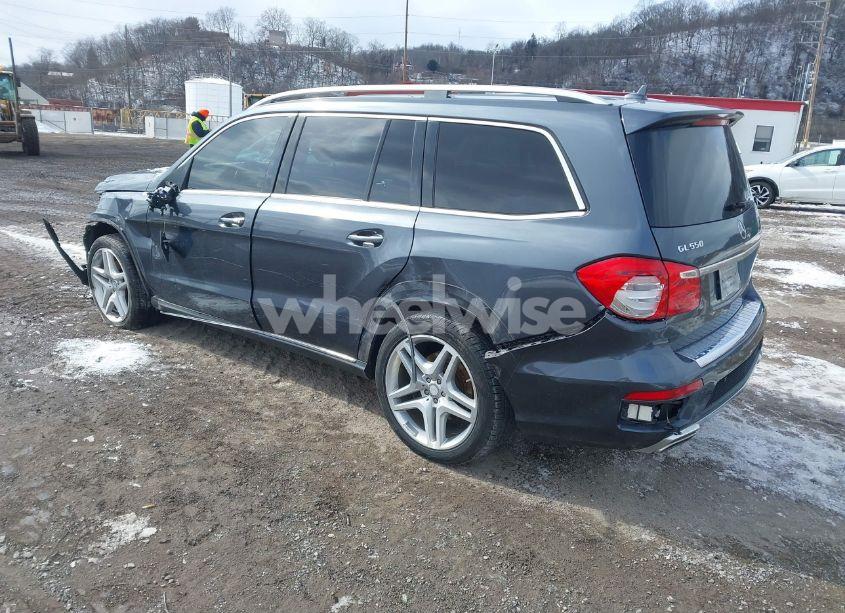 Photo 3 of 2014 Mercedes-benz Gl 550 4MATIC (VIN 4JGDF7DE3EA321574)
