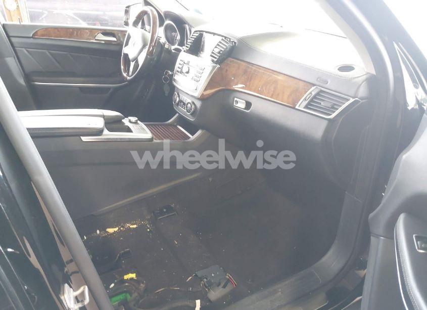 Photo 5 of 2014 Mercedes-benz Gl 550 4MATIC (VIN 4JGDF7DE3EA329609)