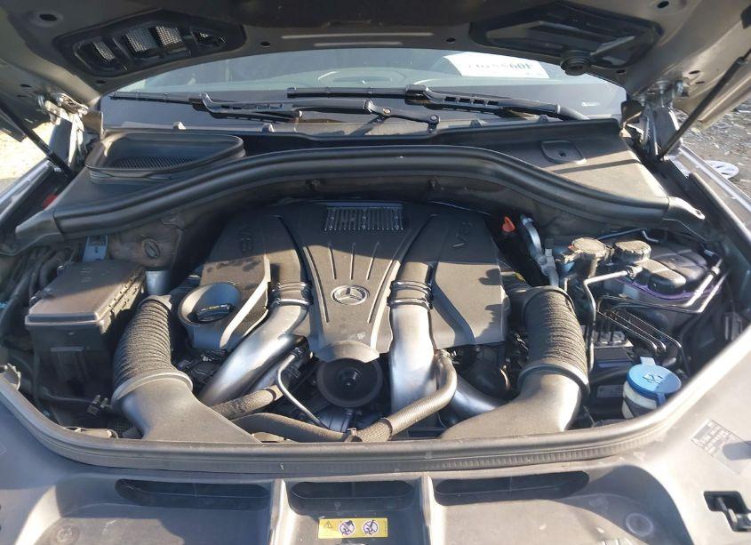 Photo 10 of 2015 Mercedes-benz Gl 550 4MATIC (VIN 4JGDF7DE3FA466339)