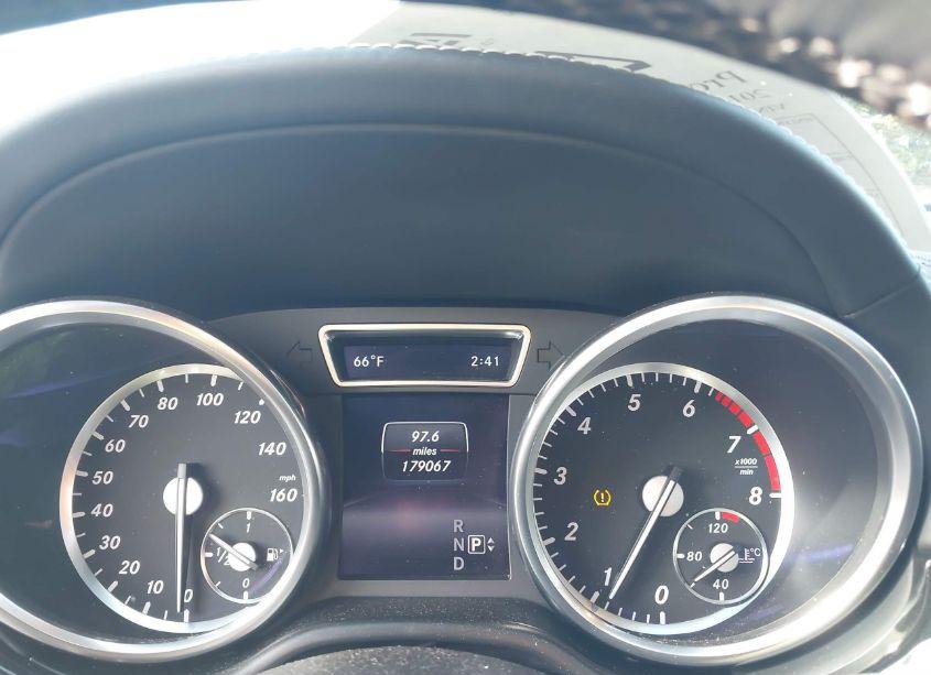 Photo 7 of 2015 Mercedes-benz Gl 550 4MATIC (VIN 4JGDF7DE3FA466339)