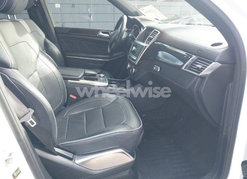 Photo 5 of 2014 Mercedes-benz Gl 550 4MATIC (VIN 4JGDF7DE4EA317856)