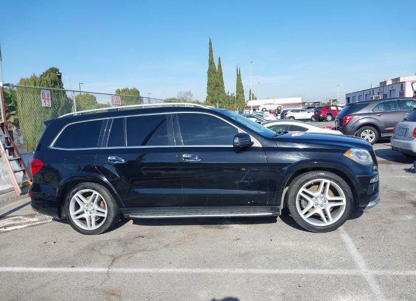 Photo 13 of 2013 Mercedes-benz Gl 550 4MATIC (VIN 4JGDF7DE5DA231695)