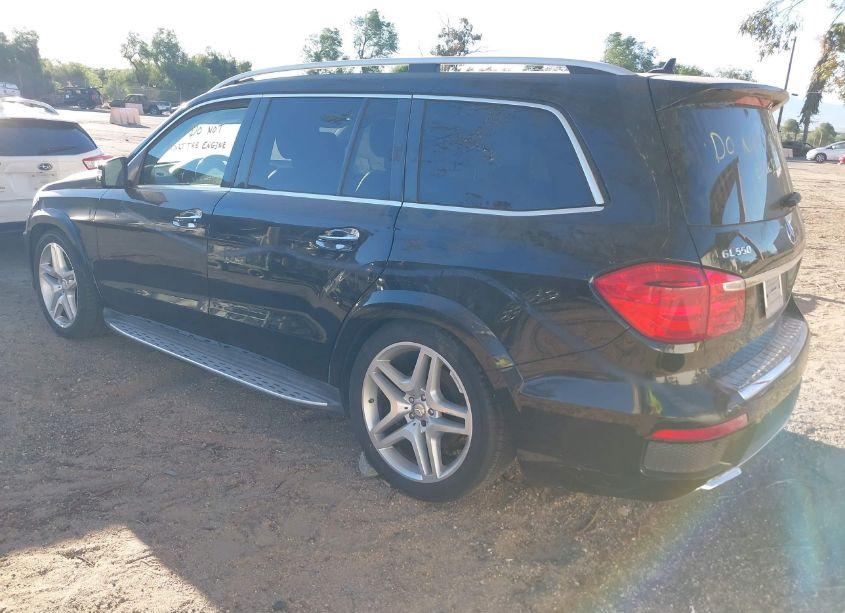 Photo 3 of 2015 Mercedes-benz Gl 550 4MATIC (VIN 4JGDF7DE5FA455424)