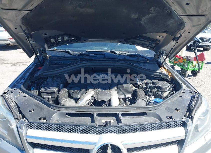 Photo 10 of 2015 Mercedes-benz Gl 550 4MATIC (VIN 4JGDF7DE5FA466293)