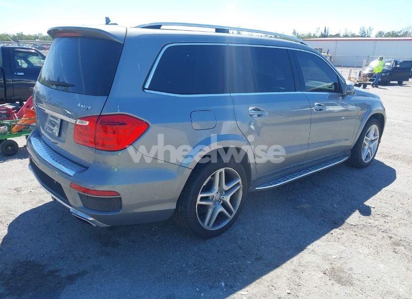 Photo 4 of 2015 Mercedes-benz Gl 550 4MATIC (VIN 4JGDF7DE5FA466293)