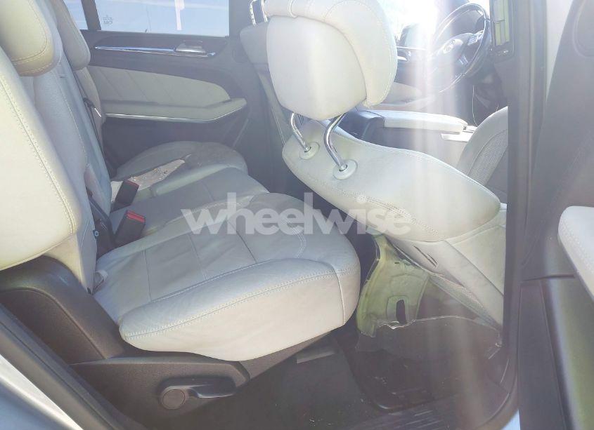 Photo 8 of 2015 Mercedes-benz Gl 550 4MATIC (VIN 4JGDF7DE5FA466293)