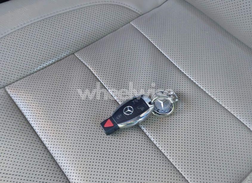 Photo 11 of 2016 Mercedes-benz Gl 550 4MATIC (VIN 4JGDF7DE6GA703049)