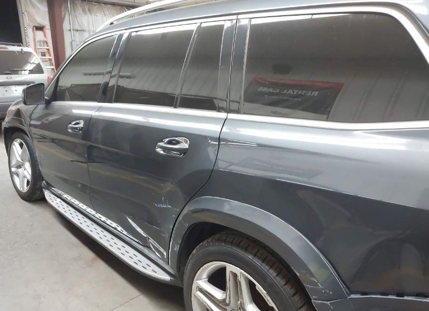 Photo 14 of 2013 Mercedes-benz Gl 550 4MATIC (VIN 4JGDF7DE7DA240222)