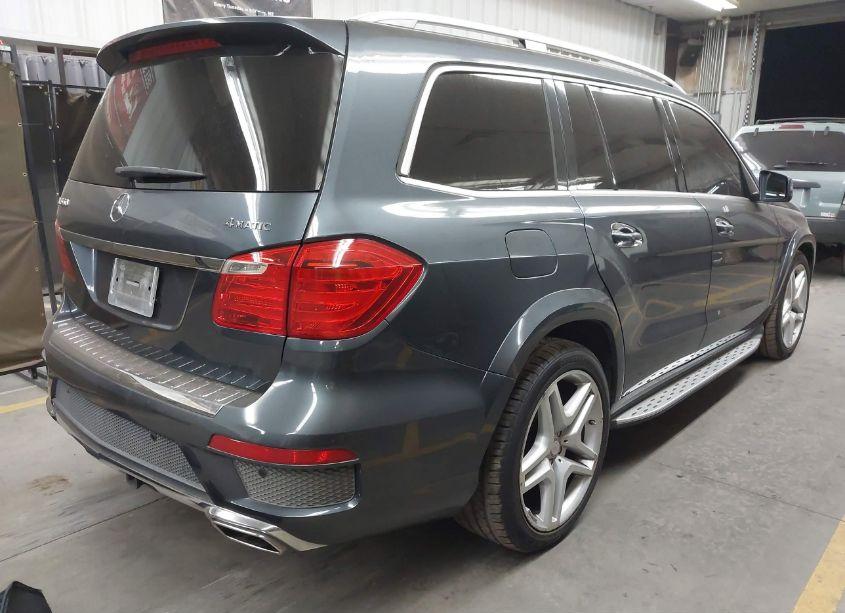 Photo 4 of 2013 Mercedes-benz Gl 550 4MATIC (VIN 4JGDF7DE7DA240222)